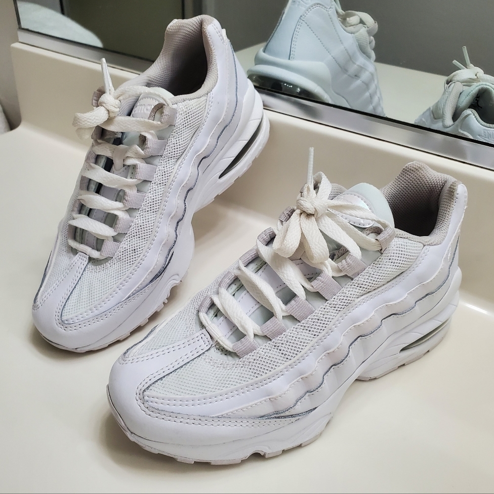 NIKE Air Max 95 GS White Vast Grey - Picture 3 of 13